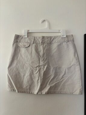 Old Navy Cream Mini Skirt with Front Pocket Detail